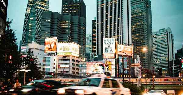 女人申时右眼跳预示什么,女人12时辰右眼跳预示